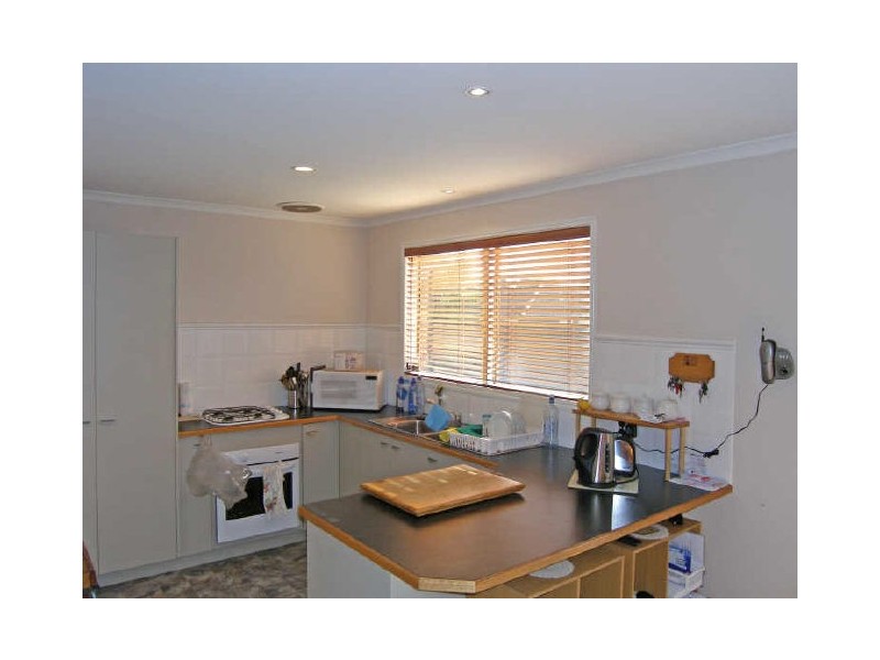 10 Sue Place, Berwick VIC 3806