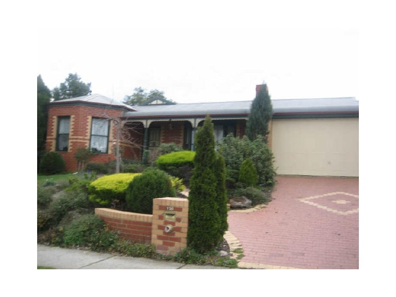 138 Earlsfield Drive, Berwick VIC 3806