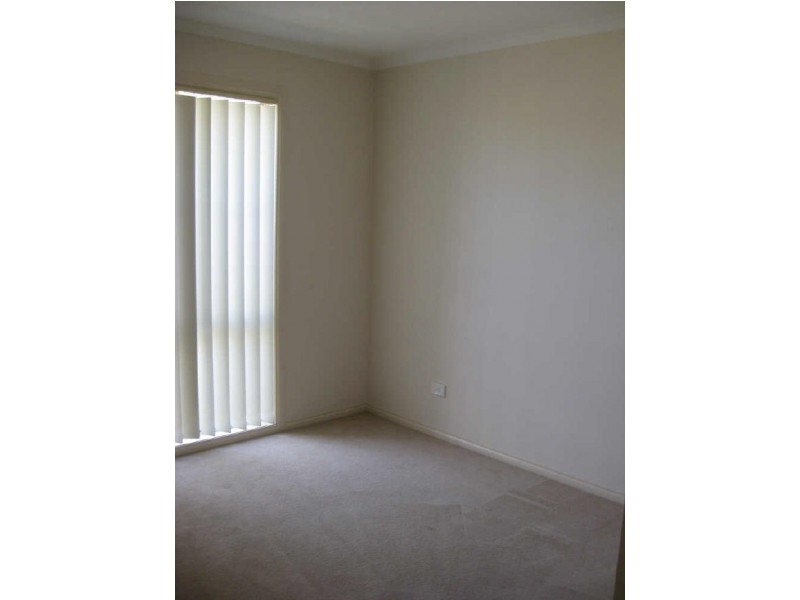 11/21 Merrijig Avenue, Cranbourne VIC 3977