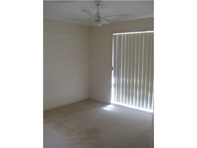 11/21 Merrijig Avenue, Cranbourne VIC 3977