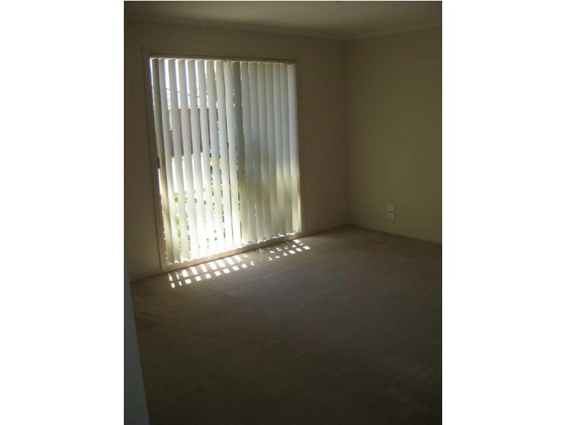 11/21 Merrijig Avenue, Cranbourne VIC 3977