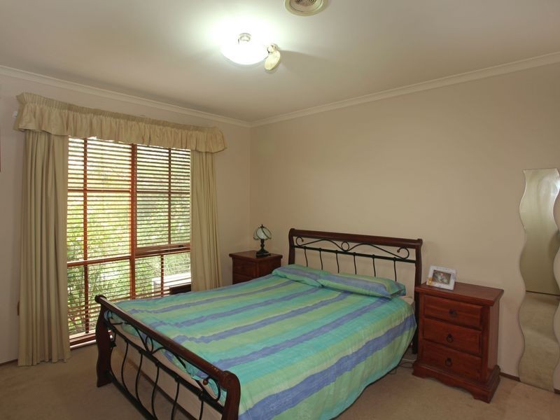 17 Jarryd Crescent, Berwick VIC 3806