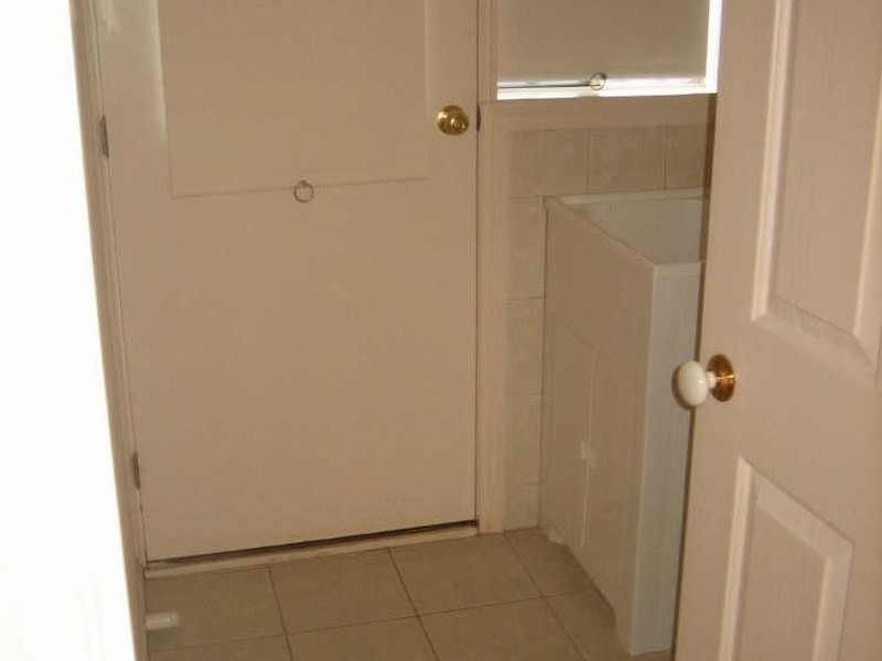 12/21 Merrijig Avenue, Cranbourne VIC 3977