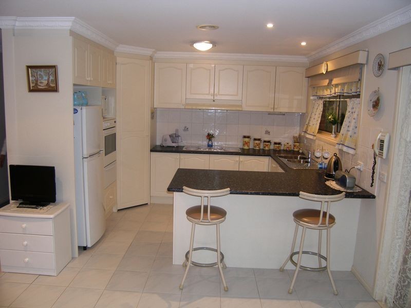 5 Kirrilee Court, Berwick VIC 3806