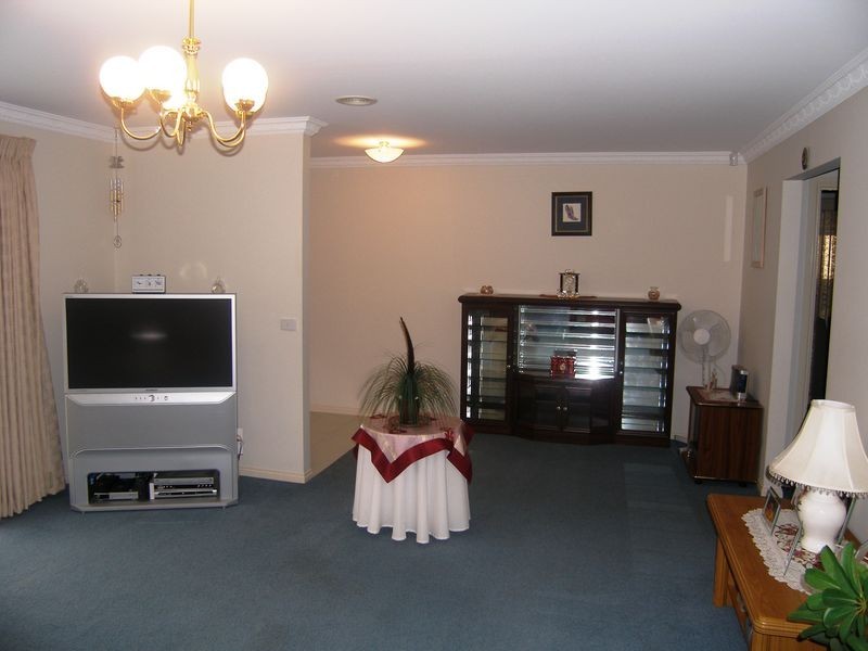 5 Kirrilee Court, Berwick VIC 3806