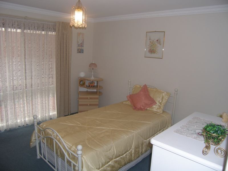 5 Kirrilee Court, Berwick VIC 3806