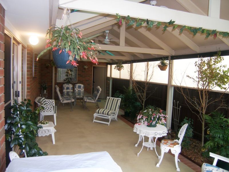 5 Kirrilee Court, Berwick VIC 3806