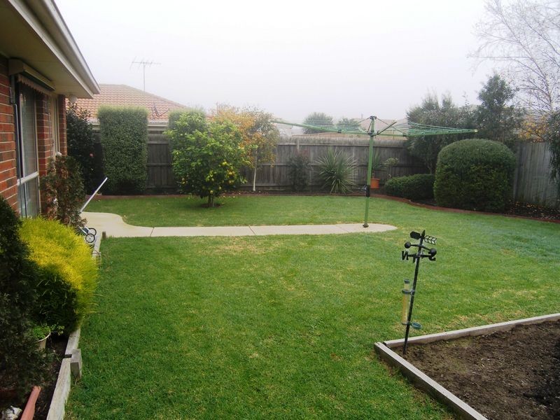 5 Kirrilee Court, Berwick VIC 3806