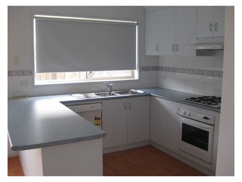 25 Nyarrin Place, Cranbourne VIC 3977