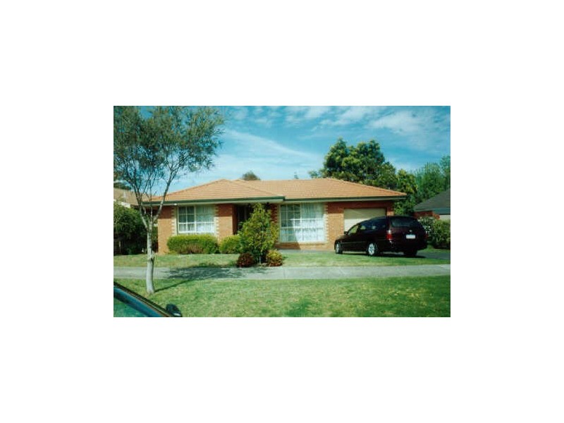 64 Lodge Crescent, Berwick VIC 3806