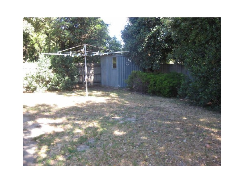 64 Lodge Crescent, Berwick VIC 3806