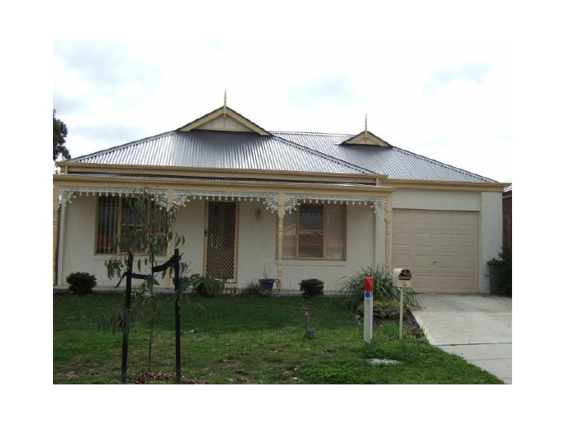 10 Cilento Crescent, Lynbrook VIC 3975