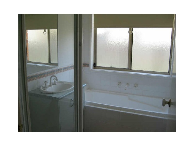 53 Bernborough Avenue, Cranbourne VIC 3977