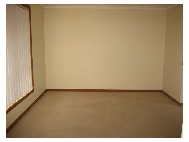 2/125 Mansfield Street, Berwick VIC 3806