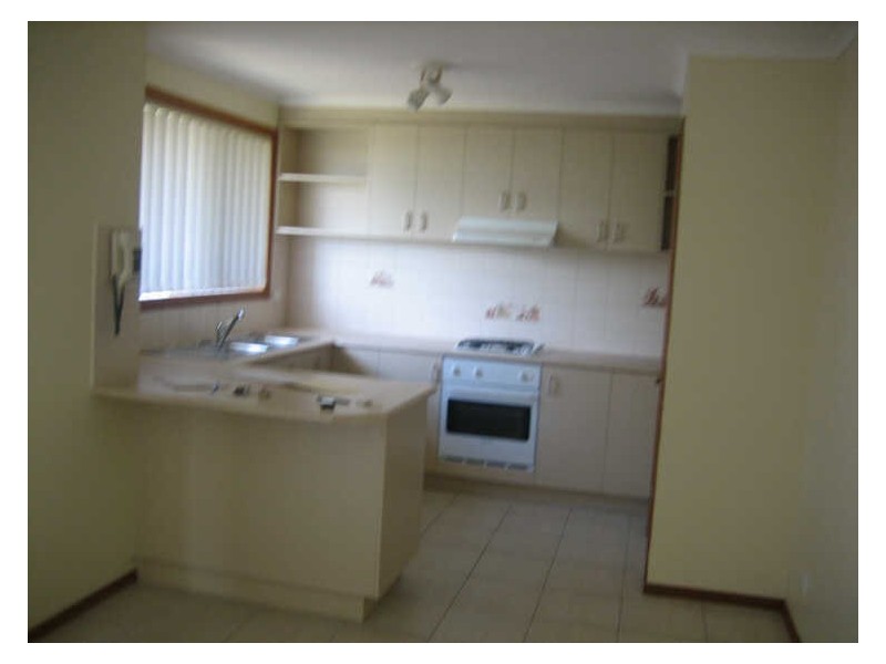 2/125 Mansfield Street, Berwick VIC 3806