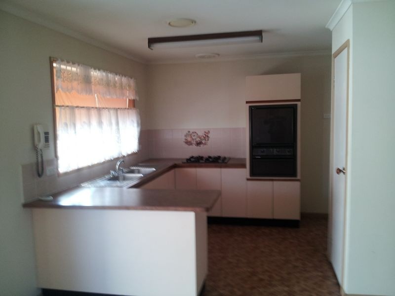 38 Ireland Avenue, Narre Warren VIC 3805