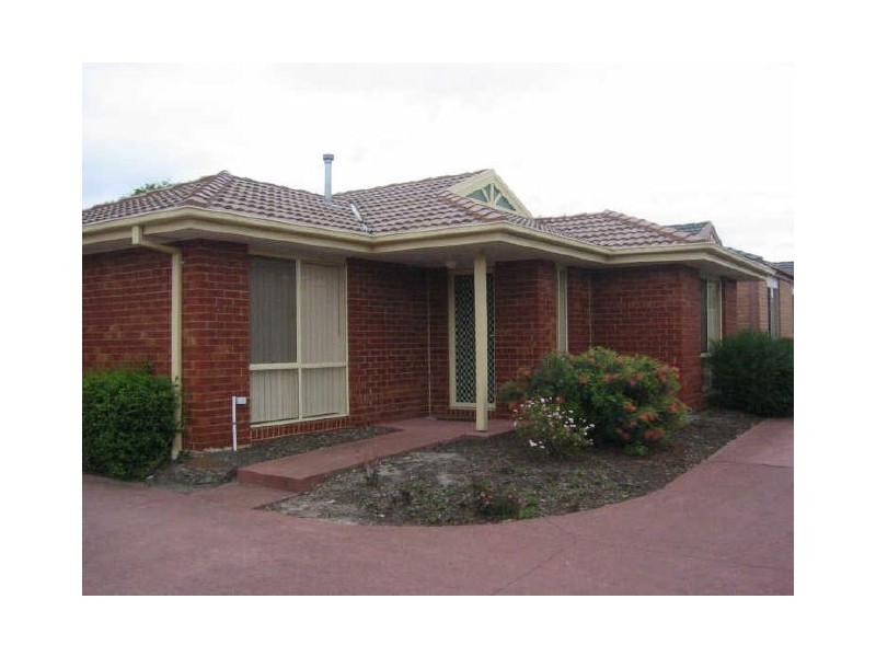 4/1 Bendermere Rise, Langwarrin VIC 3910