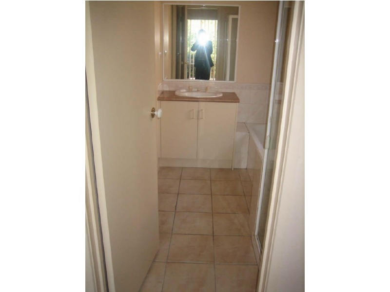 4/1 Bendermere Rise, Langwarrin VIC 3910