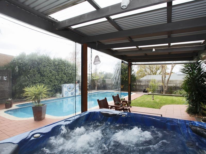 91 Melville Park Drive, Berwick VIC 3806