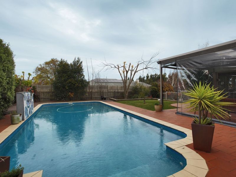 91 Melville Park Drive, Berwick VIC 3806