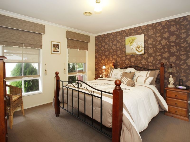 91 Melville Park Drive, Berwick VIC 3806