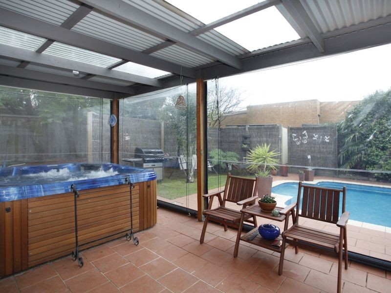 91 Melville Park Drive, Berwick VIC 3806