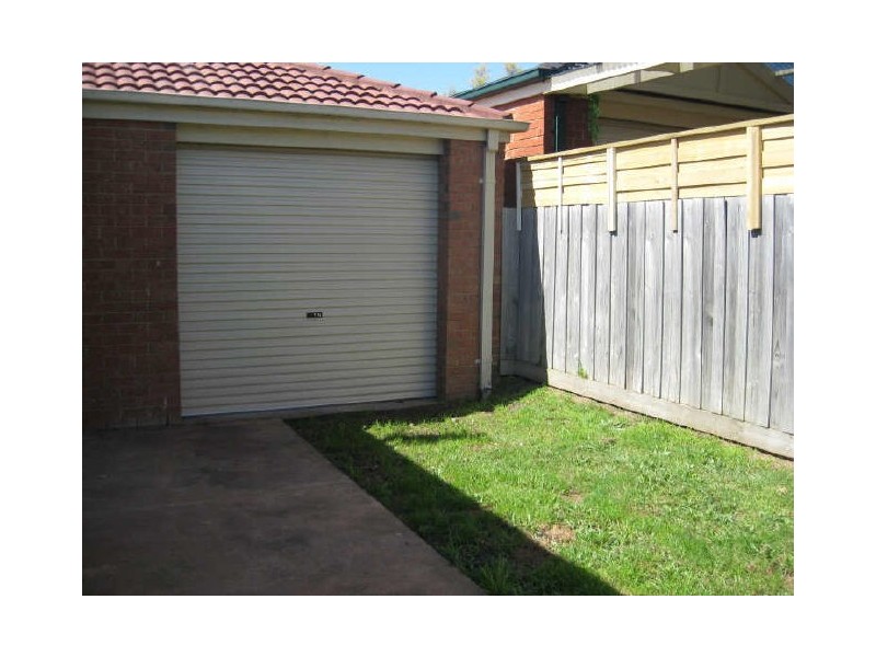 15 Jasa Crescent, Cranbourne VIC 3977