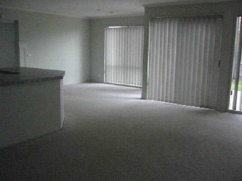 6 Lighthorse Crescent, Narre Warren VIC 3805