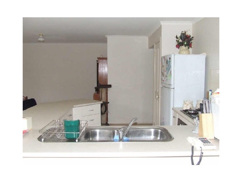 2/1 Gum Nut Drive, Langwarrin VIC 3910