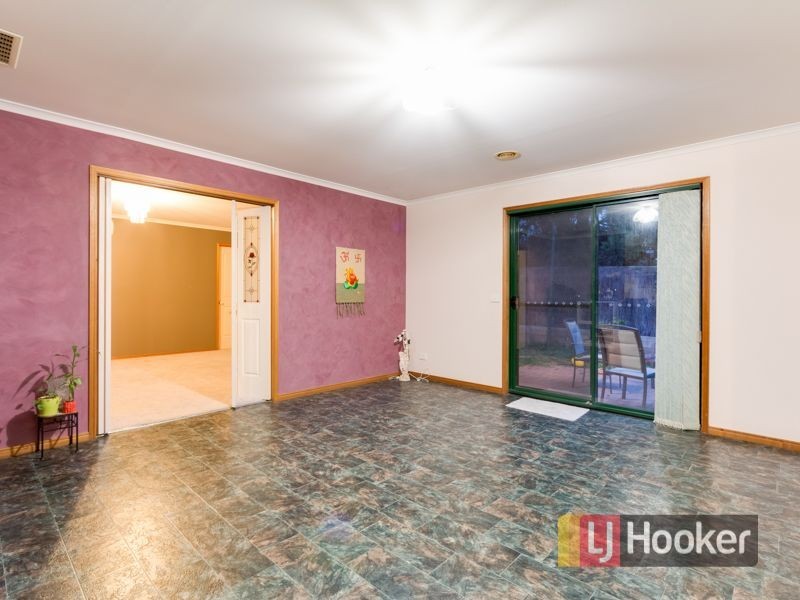 11 Ashton Rise, Narre Warren South VIC 3805