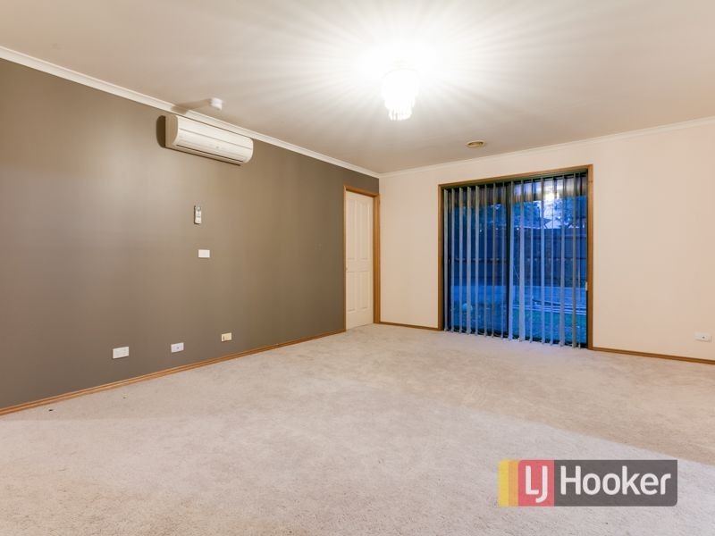 11 Ashton Rise, Narre Warren South VIC 3805