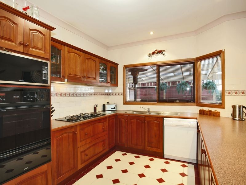21 Fern Way, Narre Warren South VIC 3805