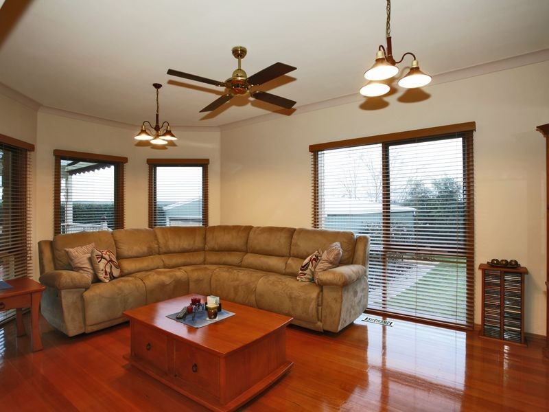 21 Fern Way, Narre Warren South VIC 3805