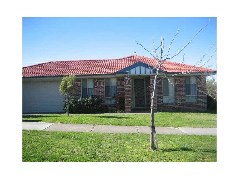 2 Van Der Haar Avenue, Berwick VIC 3806