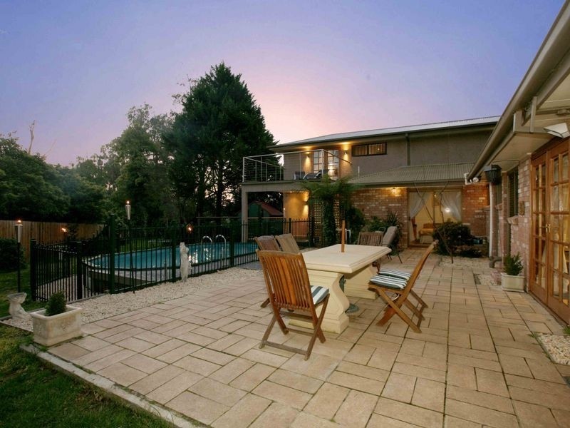 1 Stoney Creek Road, Beaconsfield Upper VIC 3808
