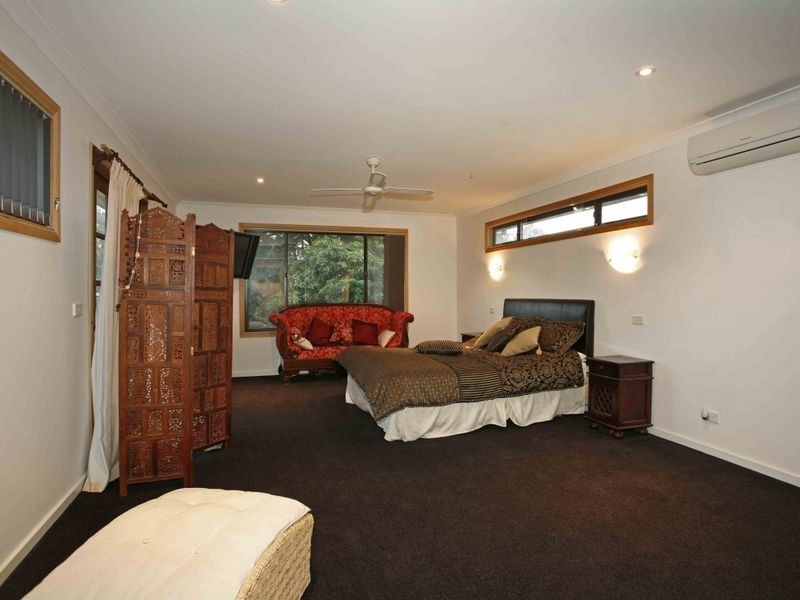 1 Stoney Creek Road, Beaconsfield Upper VIC 3808