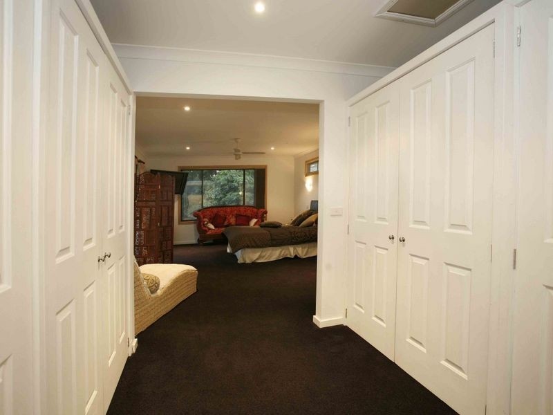 1 Stoney Creek Road, Beaconsfield Upper VIC 3808