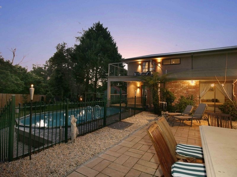 1 Stoney Creek Road, Beaconsfield Upper VIC 3808