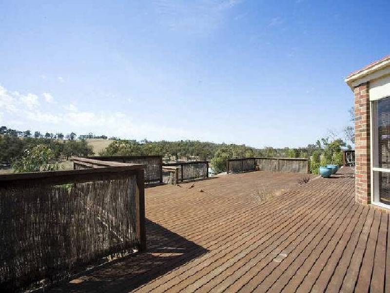 81 ONeil Road, Beaconsfield VIC 3807