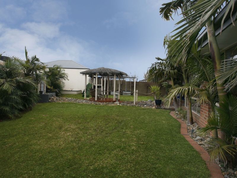 32 Parkwood Avenue, Narre Warren South VIC 3805