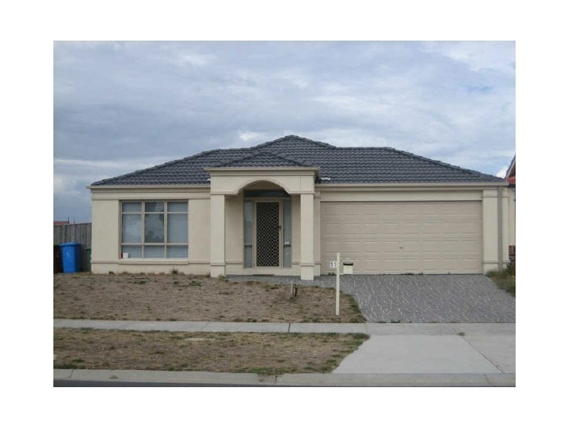 11 Hadley Court, Narre Warren South VIC 3805