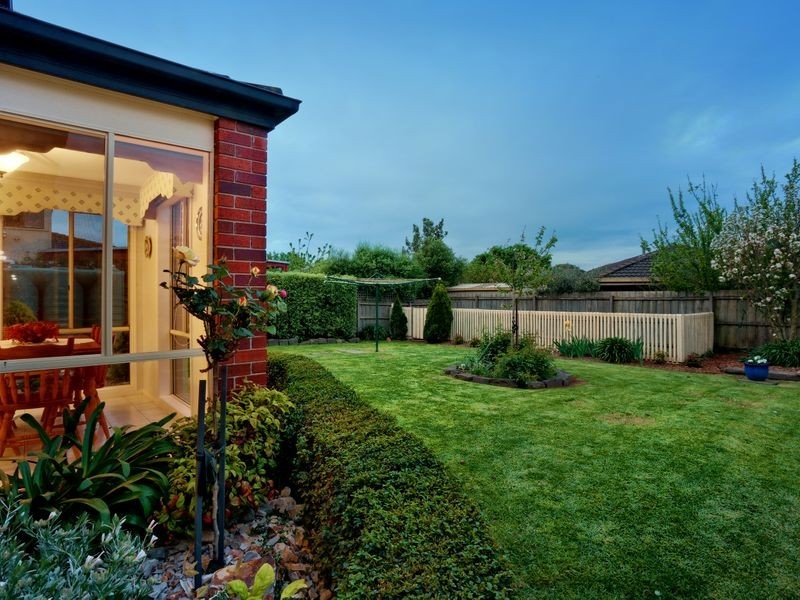 3 Wattle Grove, Narre Warren South VIC 3805