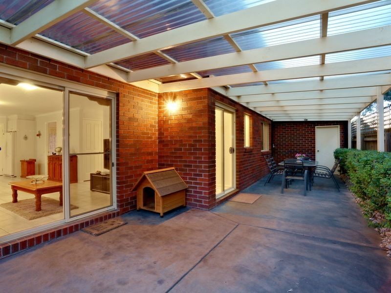 3 Wattle Grove, Narre Warren South VIC 3805