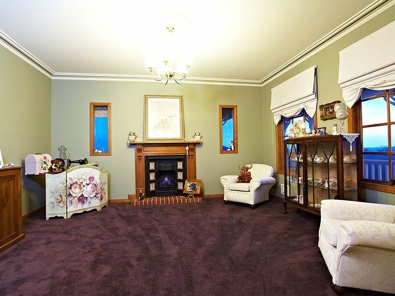 14 Royal Crescent, Beaconsfield VIC 3807