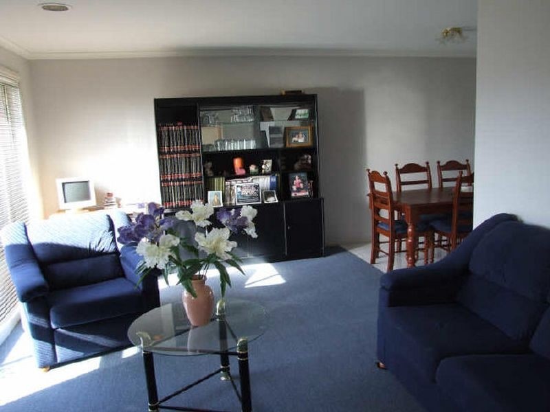 8 Balmaceda Court, Berwick VIC 3806