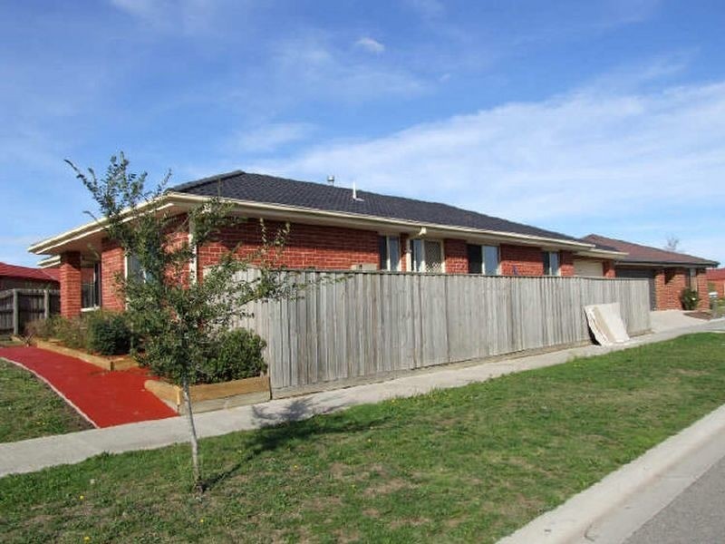 8 Balmaceda Court, Berwick VIC 3806