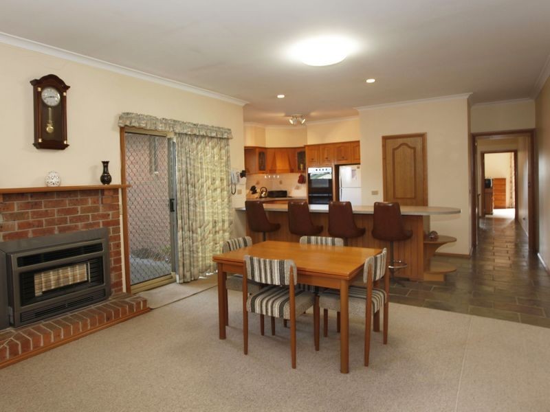 40 May Road, Beaconsfield VIC 3807