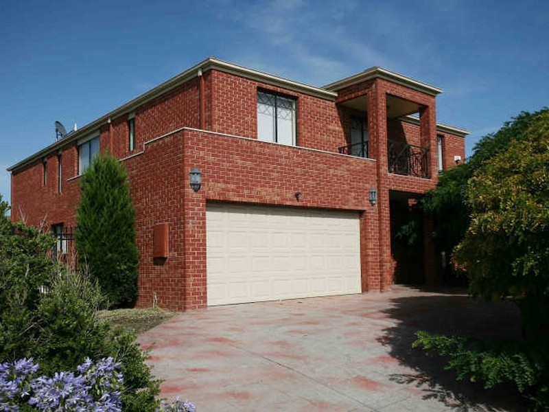 6 Bonny Court, Narre Warren South VIC 3805