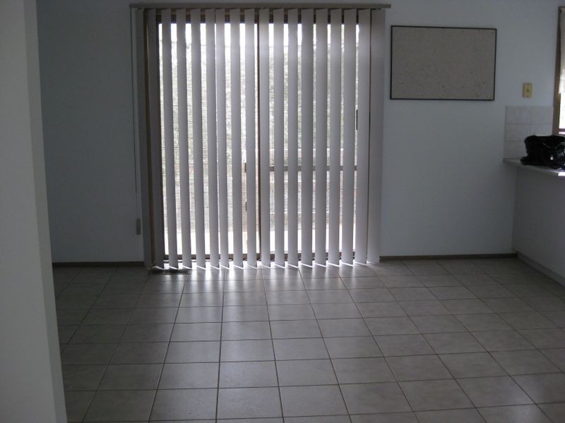 2/15 Maryn Close, Berwick VIC 3806