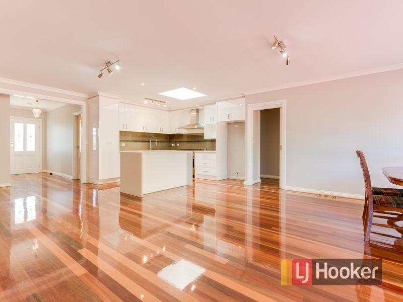 42 Peel Street, Berwick VIC 3806